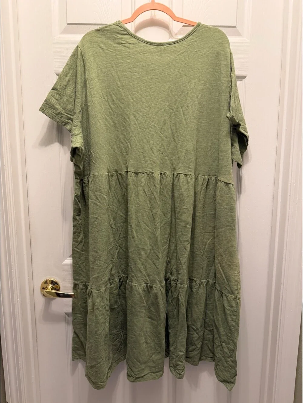 Terra & Sky Tiered Olive Green Short Sleeve Midi Dress 4X - Picture 2 of 3